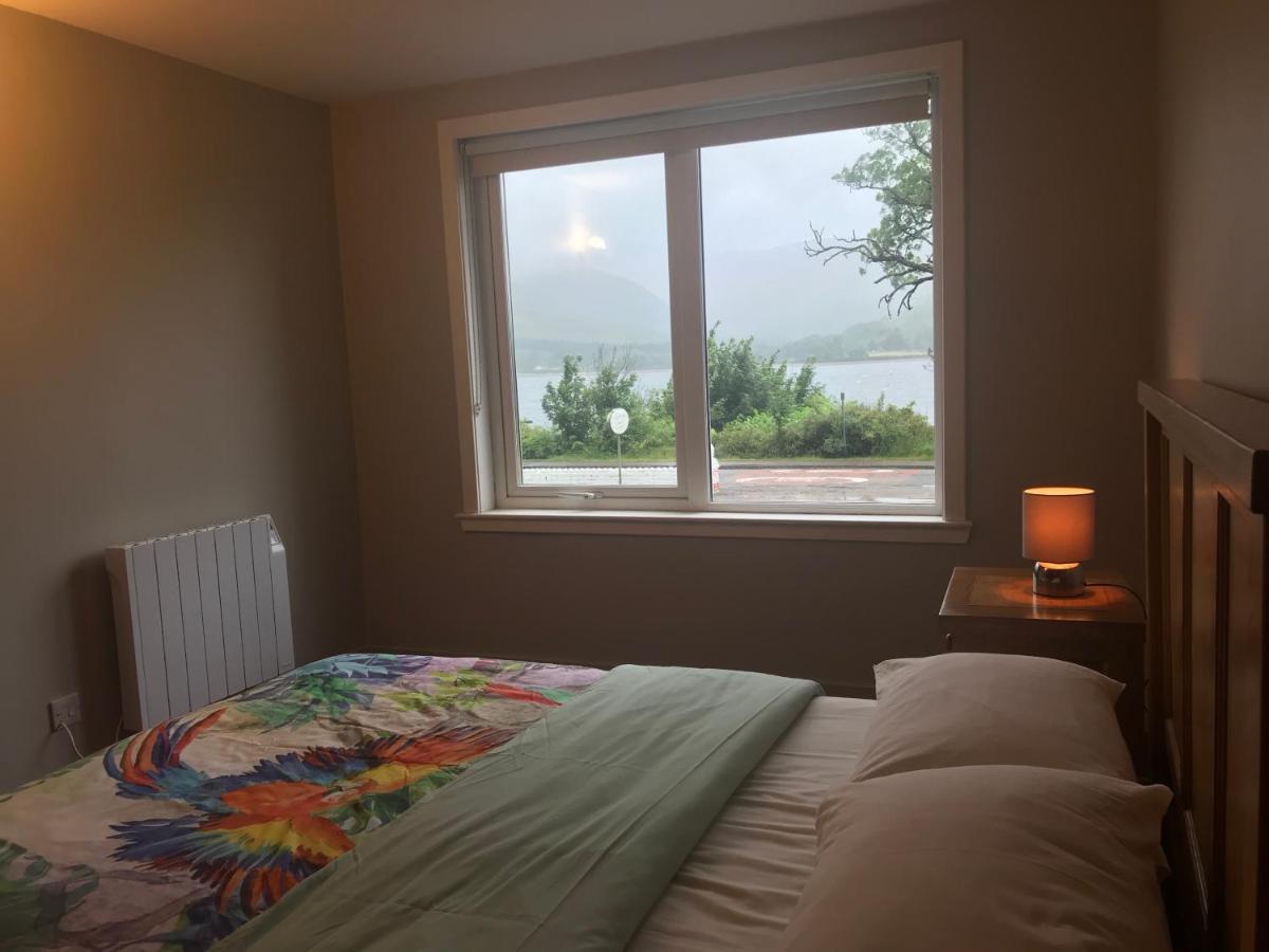 Appin, Beautiful Lochside Apartment With Balcony Fort William Extérieur photo
