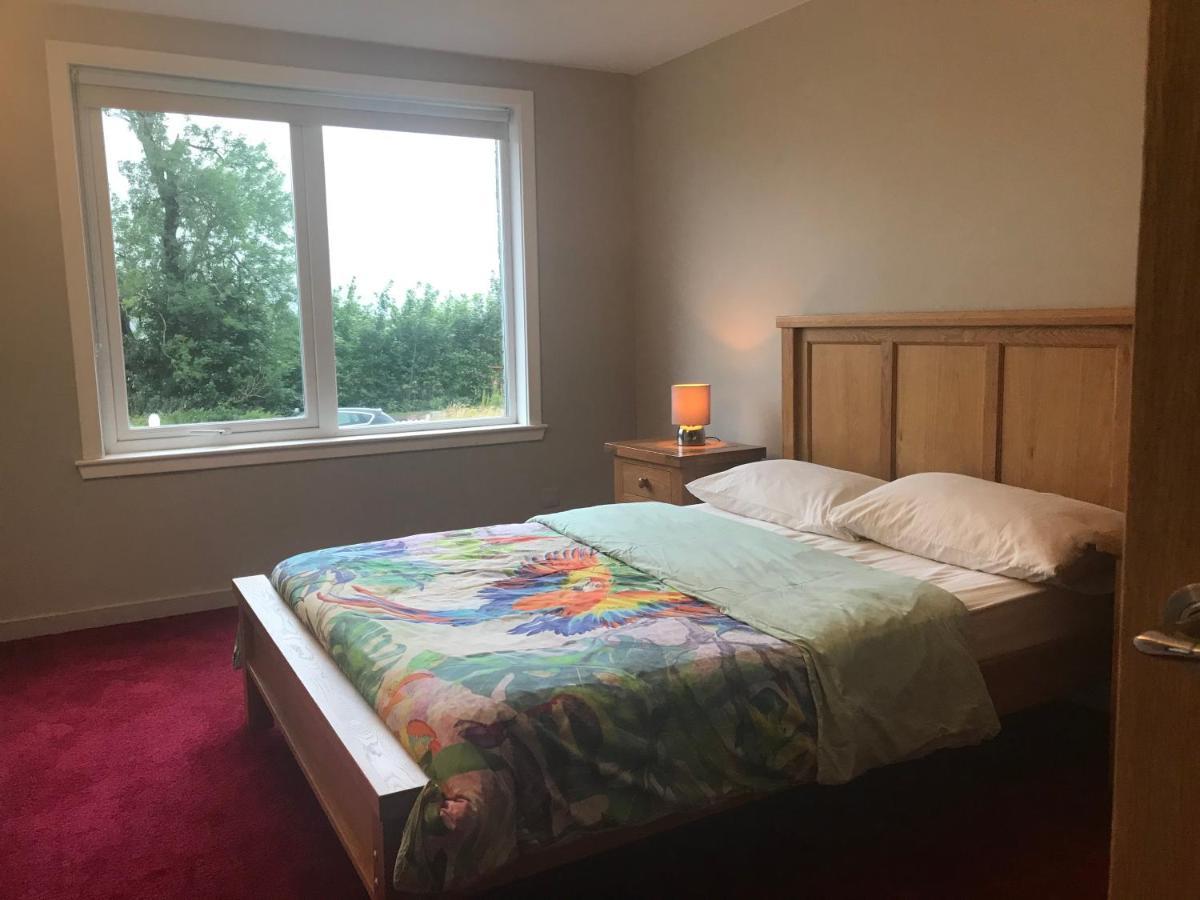 Appin, Beautiful Lochside Apartment With Balcony Fort William Extérieur photo