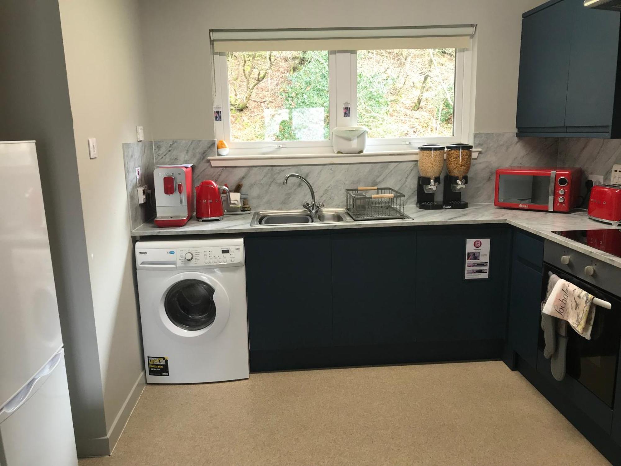 Appin, Beautiful Lochside Apartment With Balcony Fort William Extérieur photo